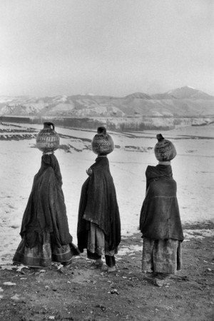 Devant la vallée de Bamiyan, Afghanistan, 1955