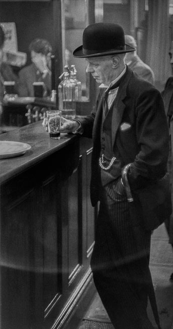 Au pub, Leeds, 1954