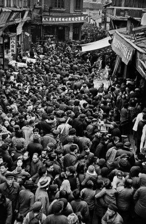 In 1957, Shanghai counted 7 million inhabitants.