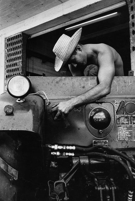 Worker, 1963