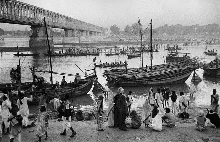 Sur les rives du Gange, Bihar, 1956