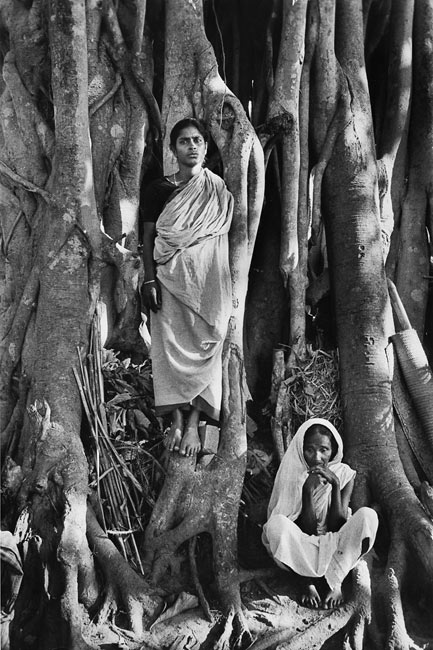 Camp de réfugiés à Krishnanagar, au nord de Calcutta, au moment de la partition entre le Pakistan occidental et oriental, 1971