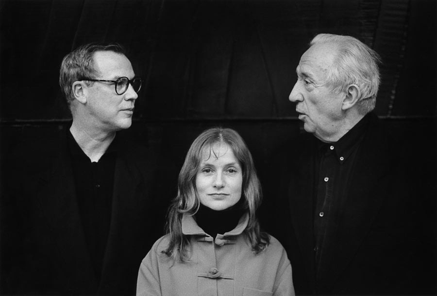 Isabelle Huppert avec Bob Wilson et Pierre Soulages, Paris, 1994