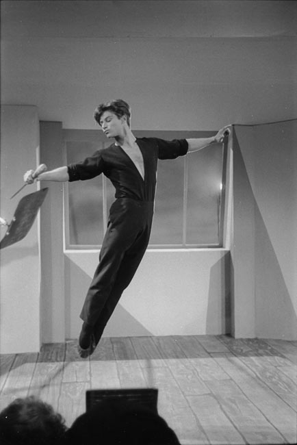 Jean Babilée on the set of the film "Le poignard", 1953