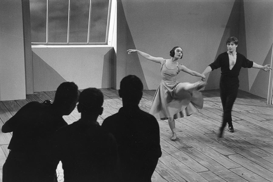 Jean Babilée with Xénia Palley on the set of the film "Le poignard", 1953