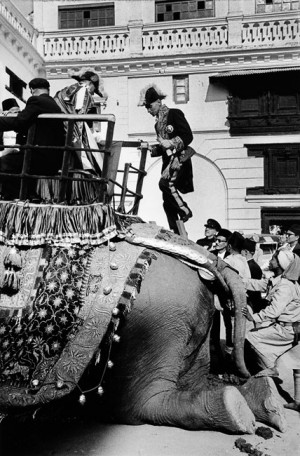 Ceremony of the coronation of the king of Nepal, Kathmandu, 1956