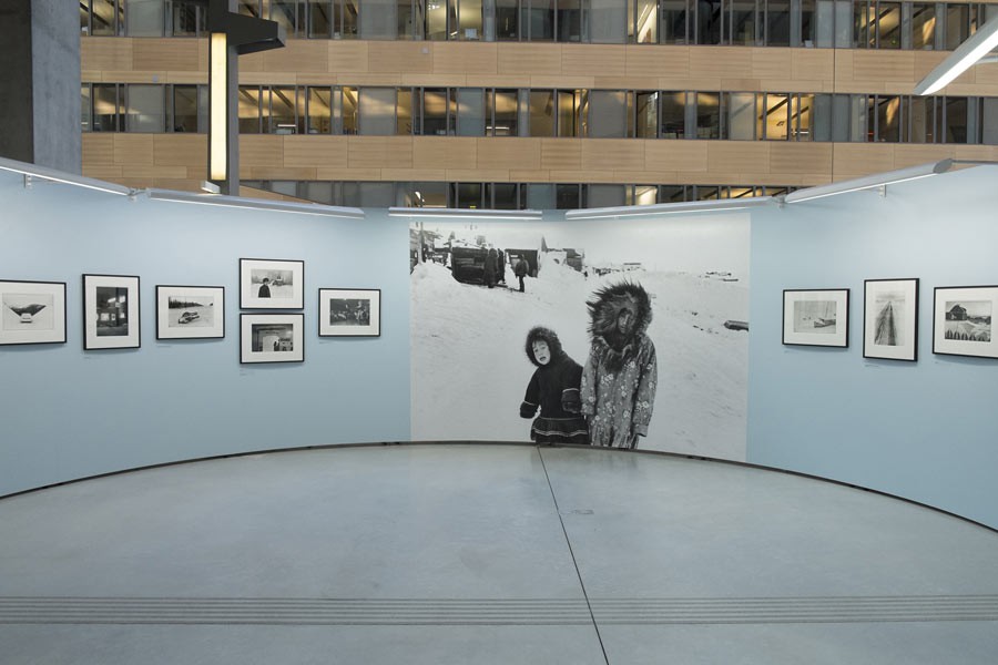 View of the exhibition "Marc Riboud, Premiers déclics", Le Plateau, exhibition space of the région Rhône-Alpes, 2014-2015 © Antoine Ligier